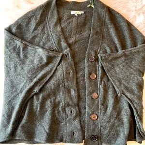 Carducci Women's Front Button Cardigan Knit Sweater 3/4 Sleeves Gray